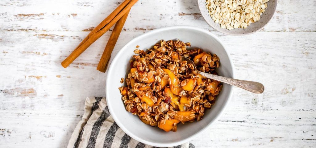 10 Minute Stovetop Peach Crisp