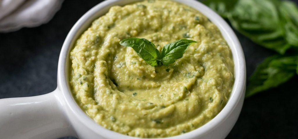 Basil Pesto Hummus