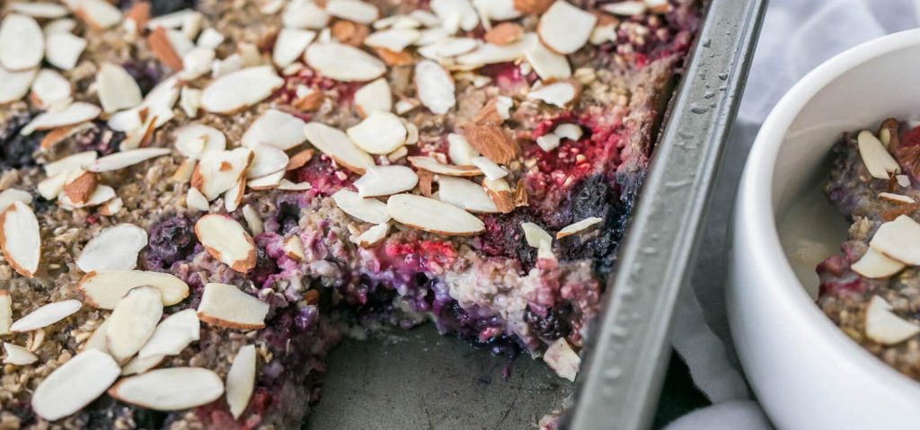 Berry Baked Oats
