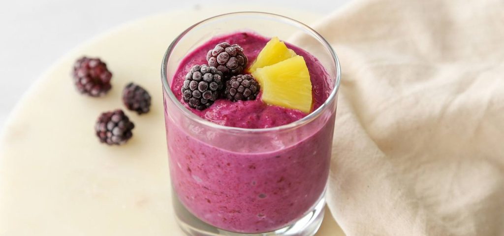 Blackberry Pineapple Smoothie