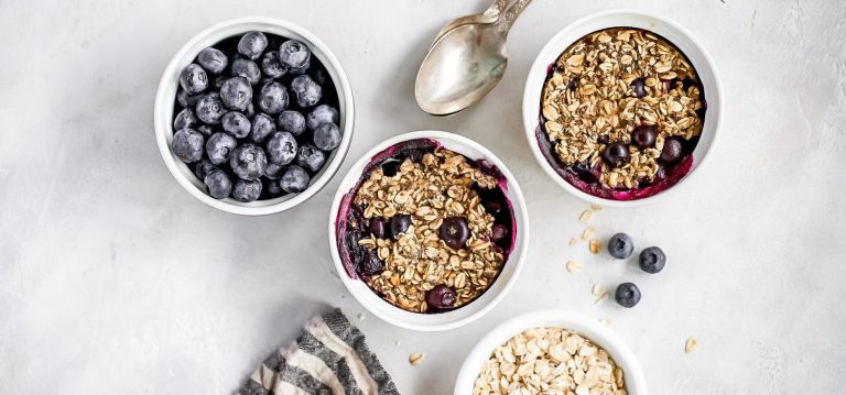 Blueberry Vanilla Baked Oats