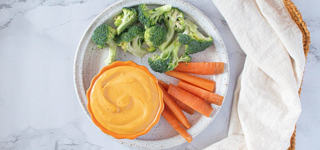 Cashew Queso with Veggies
