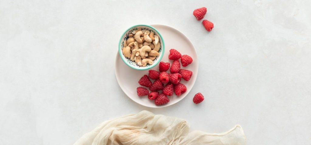 Cashews & Raspberries