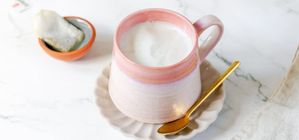 Chamomile Tea Latte