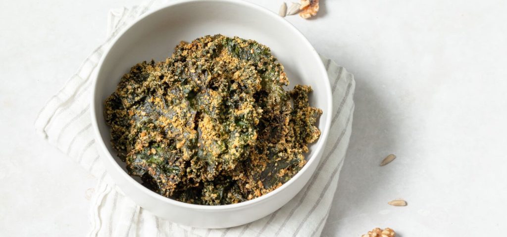 Cheesy Walnut & Sunflower Seed Kale Chips
