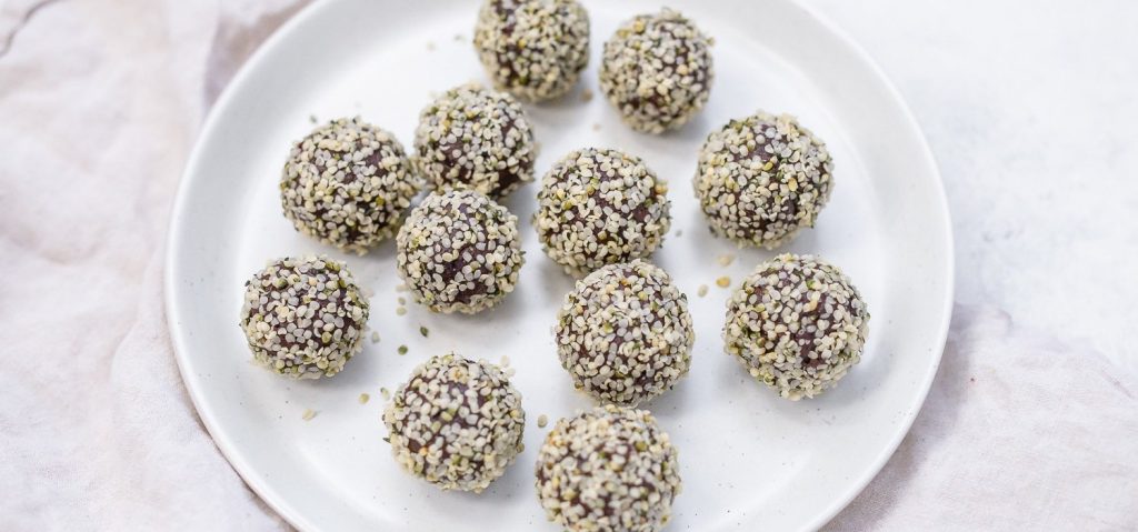 Chewy Almond & Prune Bites