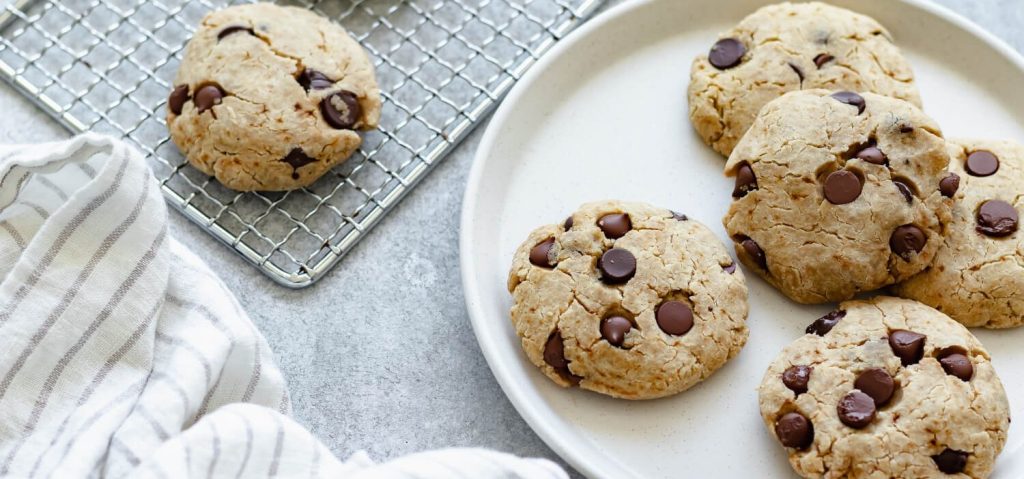 Chocolate Chip Coconut Cookies