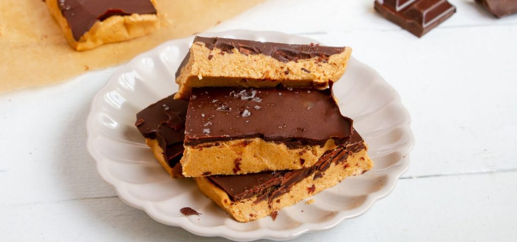 Chocolate Peanut Butter Protein Bars