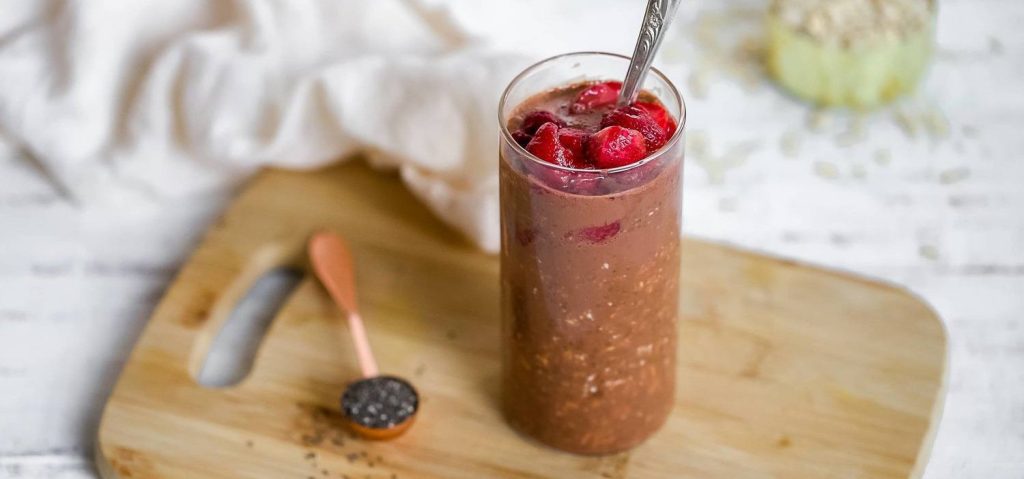 Chocolate Strawberry Overnight Oats