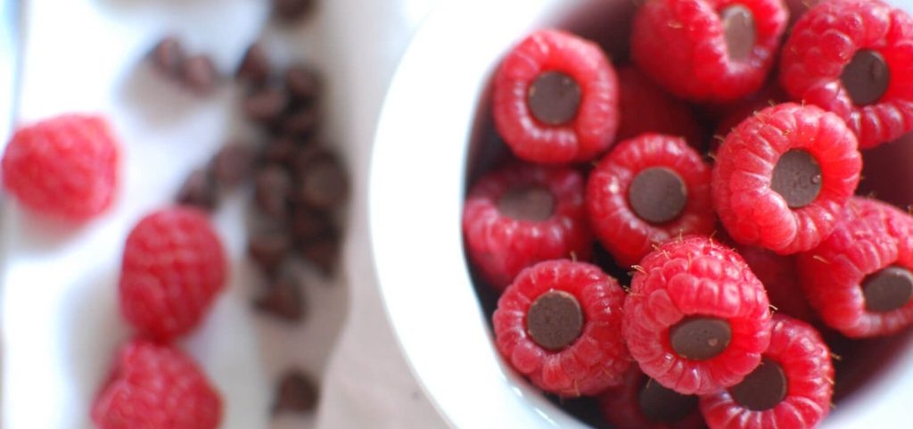 Chocolate Stuffed Raspberries