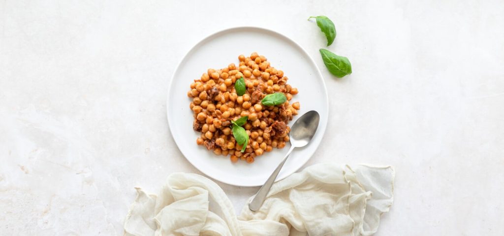 Creamy Sun Dried Tomato Chickpeas