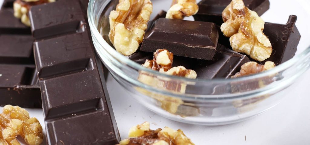 Dark Chocolate & Walnuts