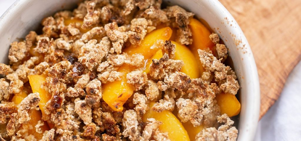 Easy Peach Crumble