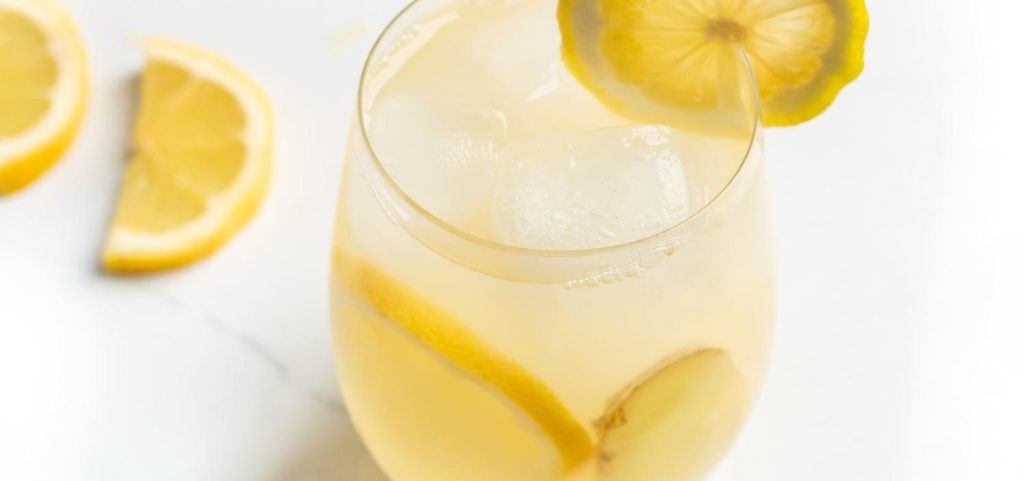 Ginger Lemonade with Aloe