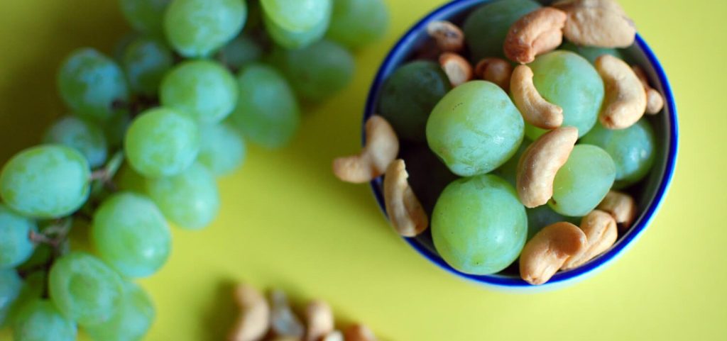 Grapes & Cashews