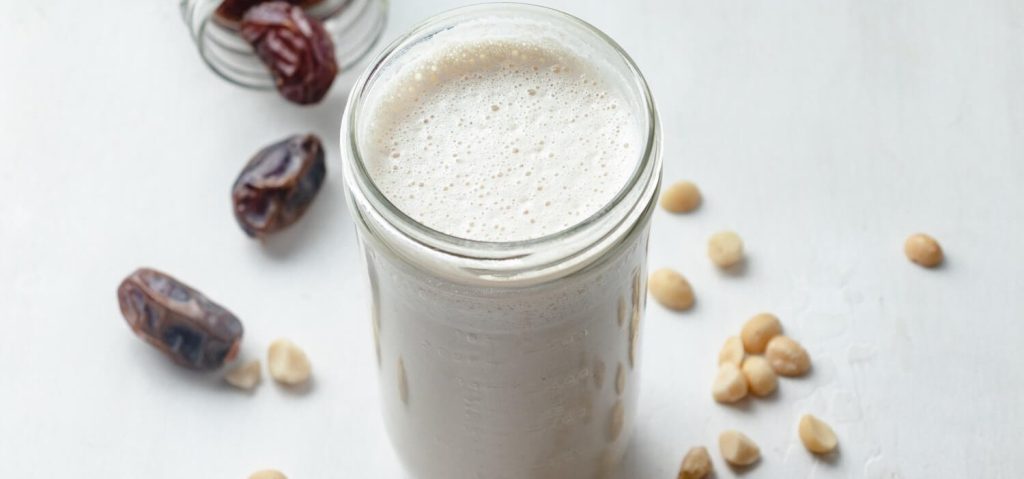 Homemade Macadamia Milk