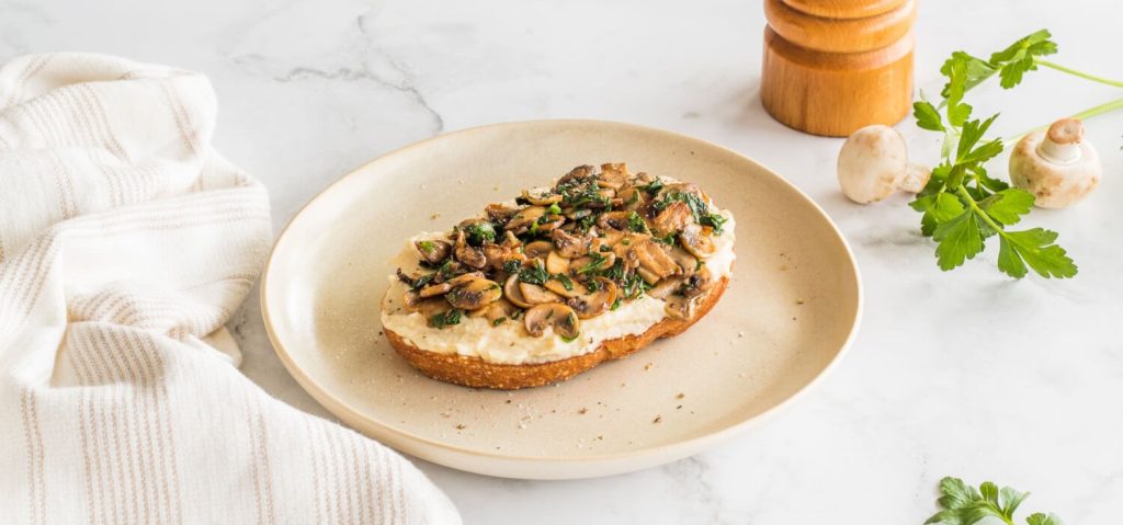Hummus & Sautéed Mushrooms on Toast