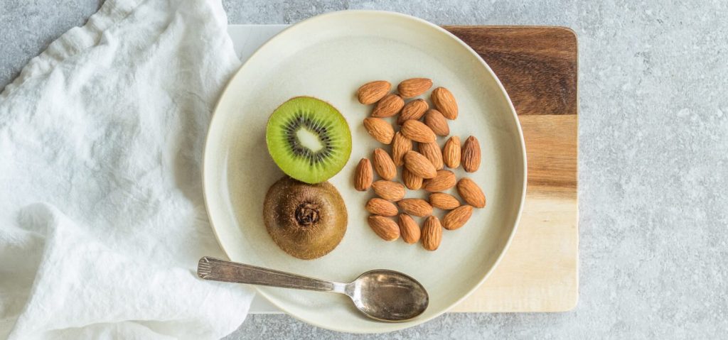 Kiwi & Almonds