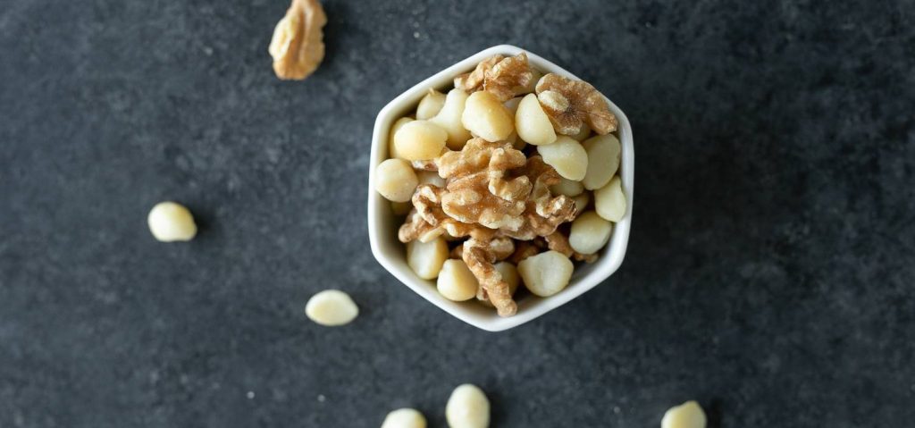 Macadamia Nuts & Walnuts