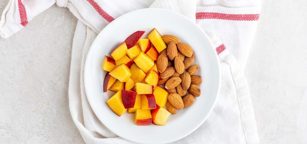 Nectarine & Almonds