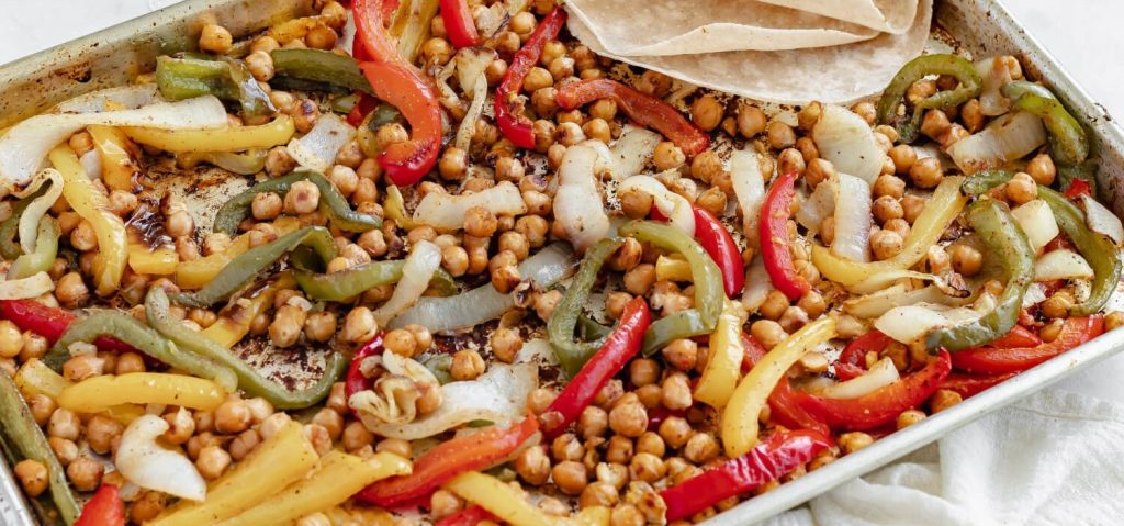 One Pan Chickpea Fajitas