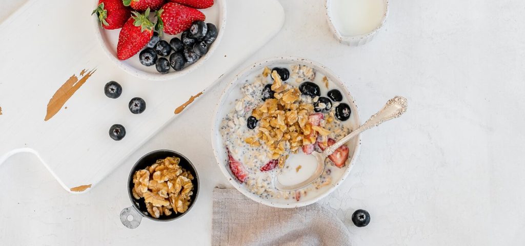 Overnight Oats with Berries & Walnuts