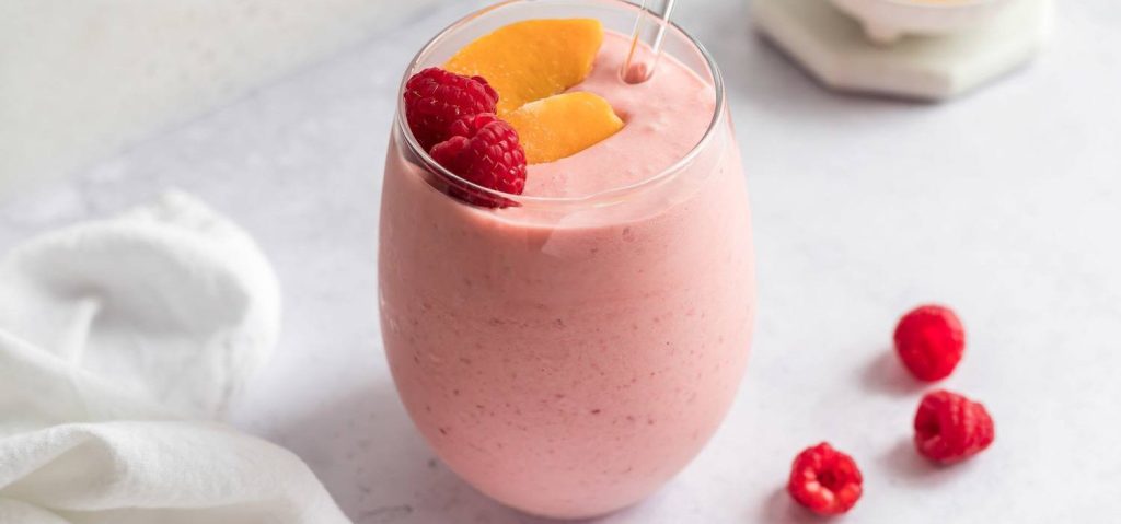 Peach Raspberry Smoothie