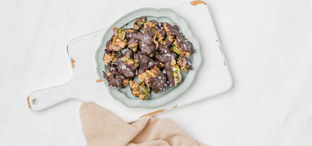 Pistachio Walnut Clusters