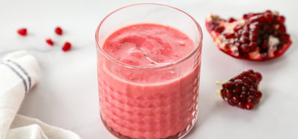 Pomegranate Pineapple Smoothie