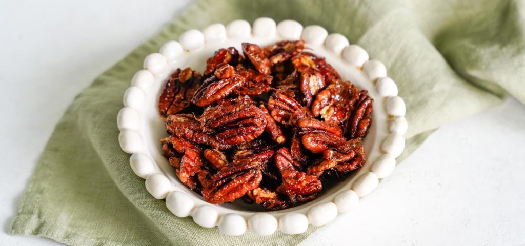 Pumpkin Pie Spiced Pecans