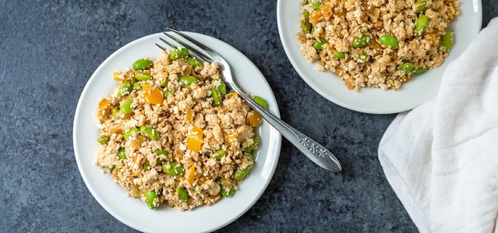 Spicy Edamame Fried Cauliflower Rice
