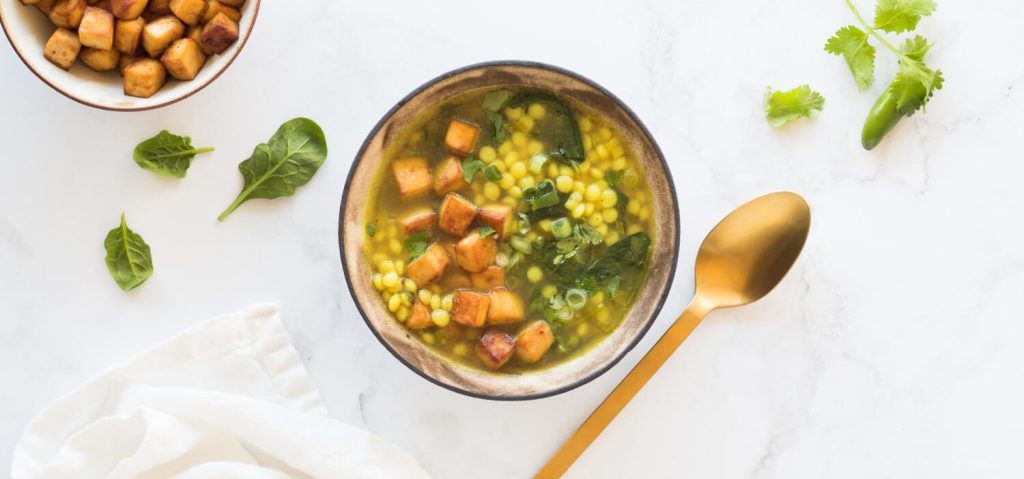 Spinach & Ginger Soup with Crispy Baked Tofu