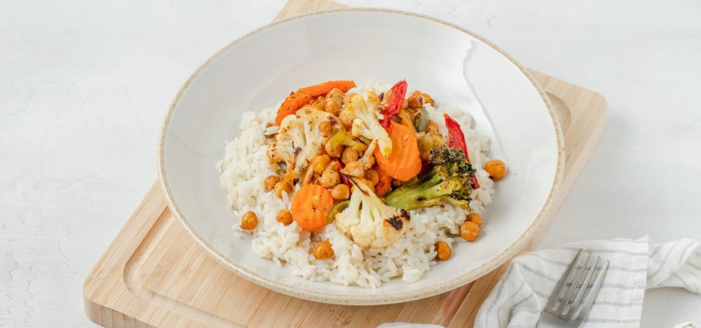 Tray-Baked Chickpeas & Veggies