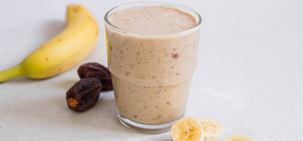 Vanilla Date Smoothie